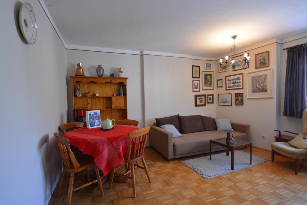 Apartment Centrum - Steinbock Lodges Zell am See Ruang foto